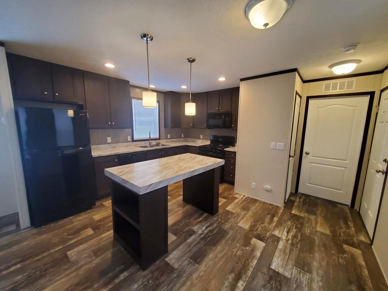 17 Mockingbird Dr #207 - Photo 2 of 11