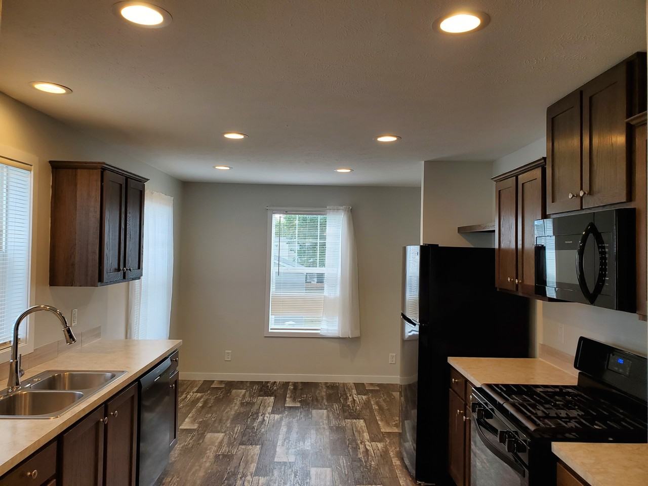 29 Mockingbird Dr #219 - Photo 2 of 8