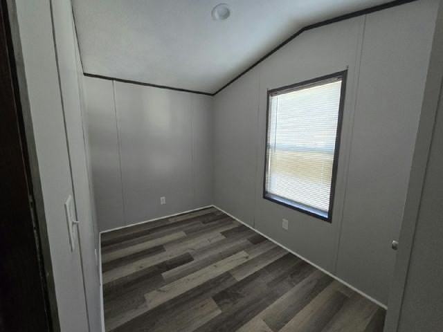 1022 Dogwood St #422 - Photo 5 of 9