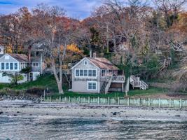 featured image of 3675 Noyack Rd