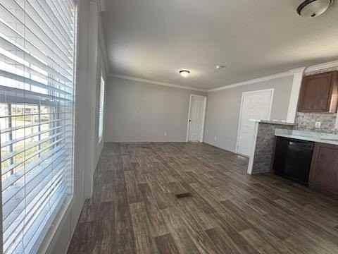 4000 24th St N #611 - Photo 6 of 11