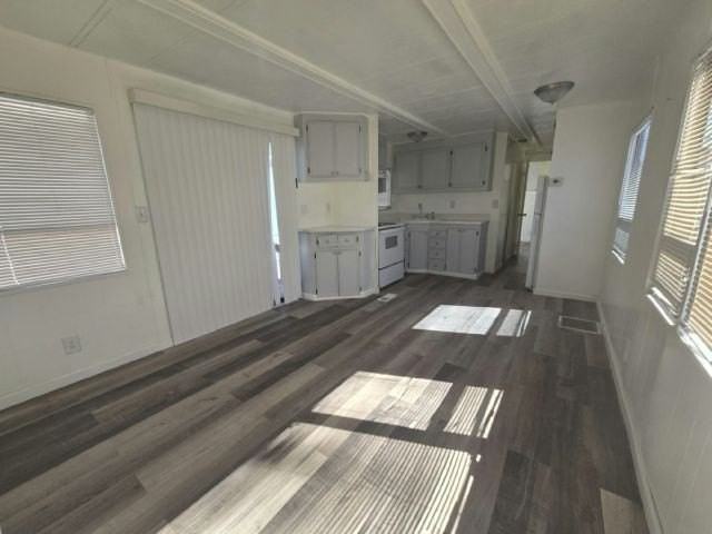 2537 Las Vegas Blvd N #75 - Photo 6 of 9