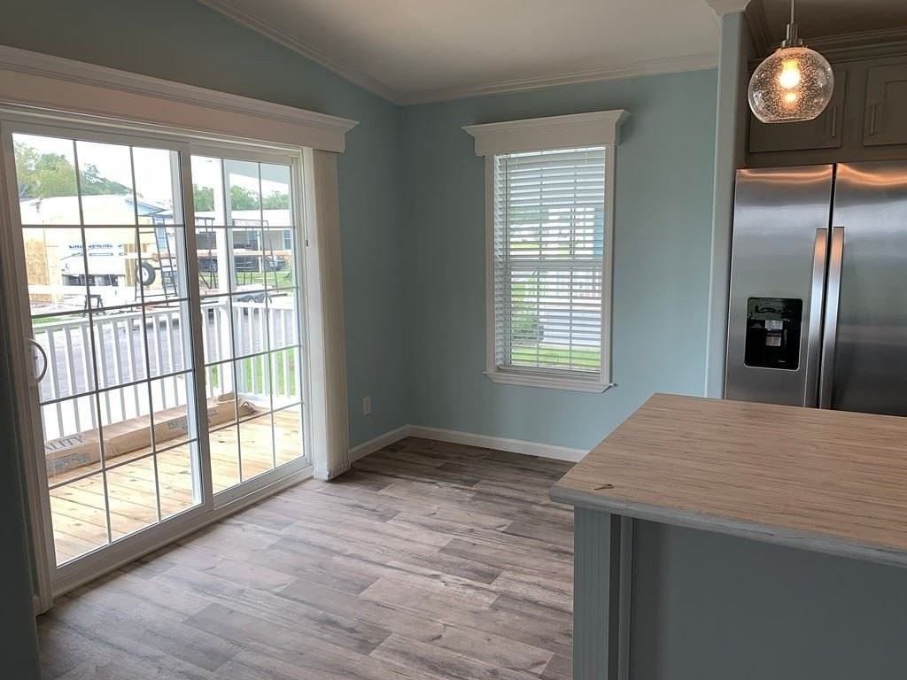 6429 Forest Lake Dr #12 - Photo 4 of 20