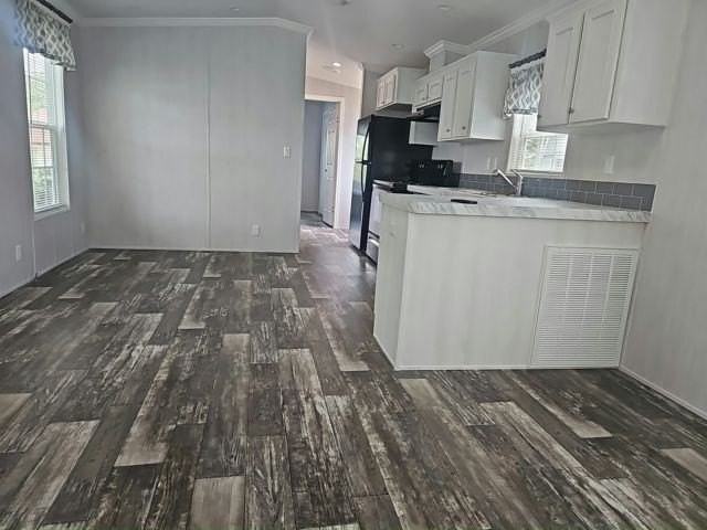 9 George St #42 - Photo 5 of 6