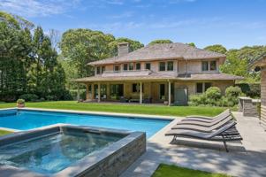 featured image of 9 West Dr