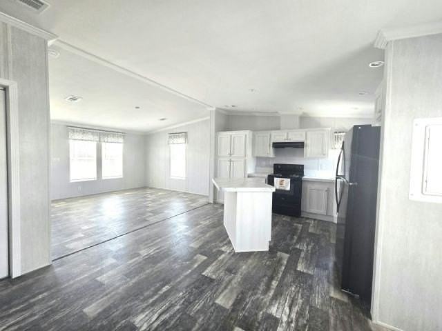 7400 46th Ave N #321 - Photo 4 of 6