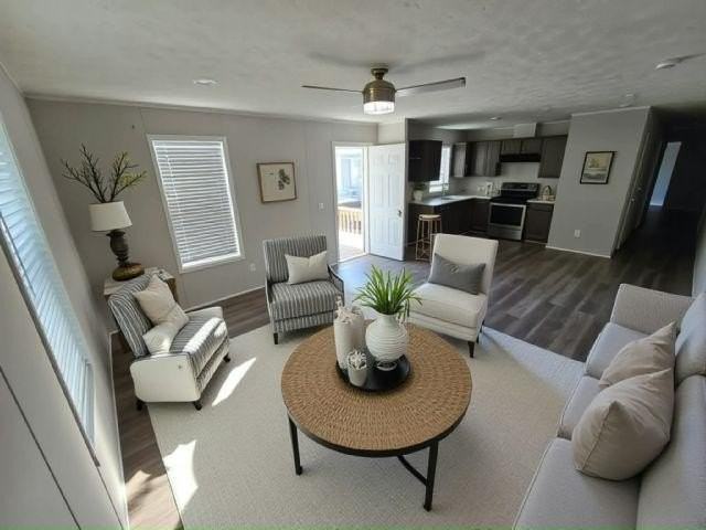 50 115th Ln Ne #462 - Photo 2 of 7