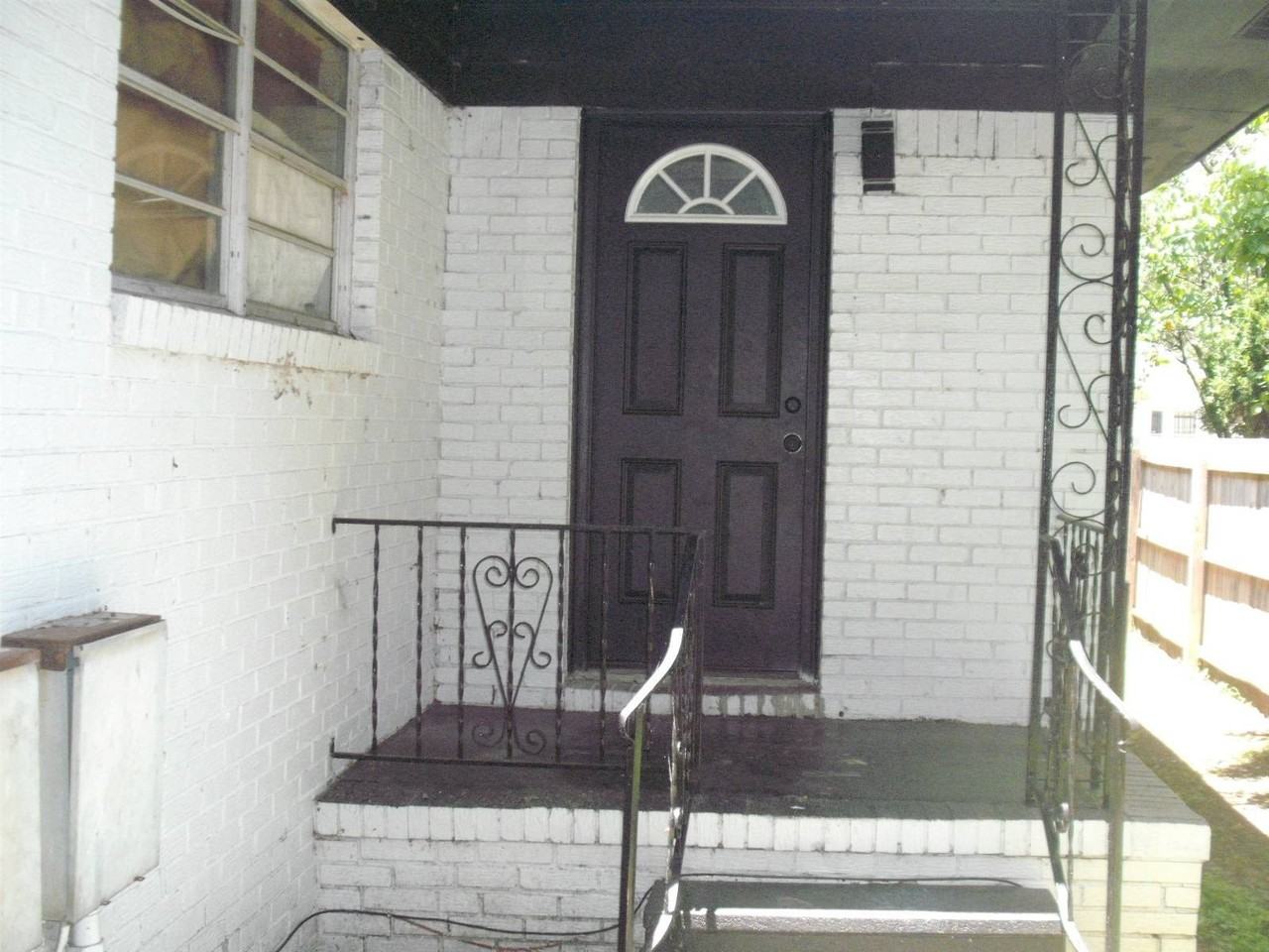 1793A Steiner Ave Sw #A - Photo 7 of 9