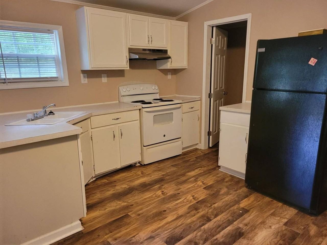4079 Acorn Dr #18 - Photo 3 of 8