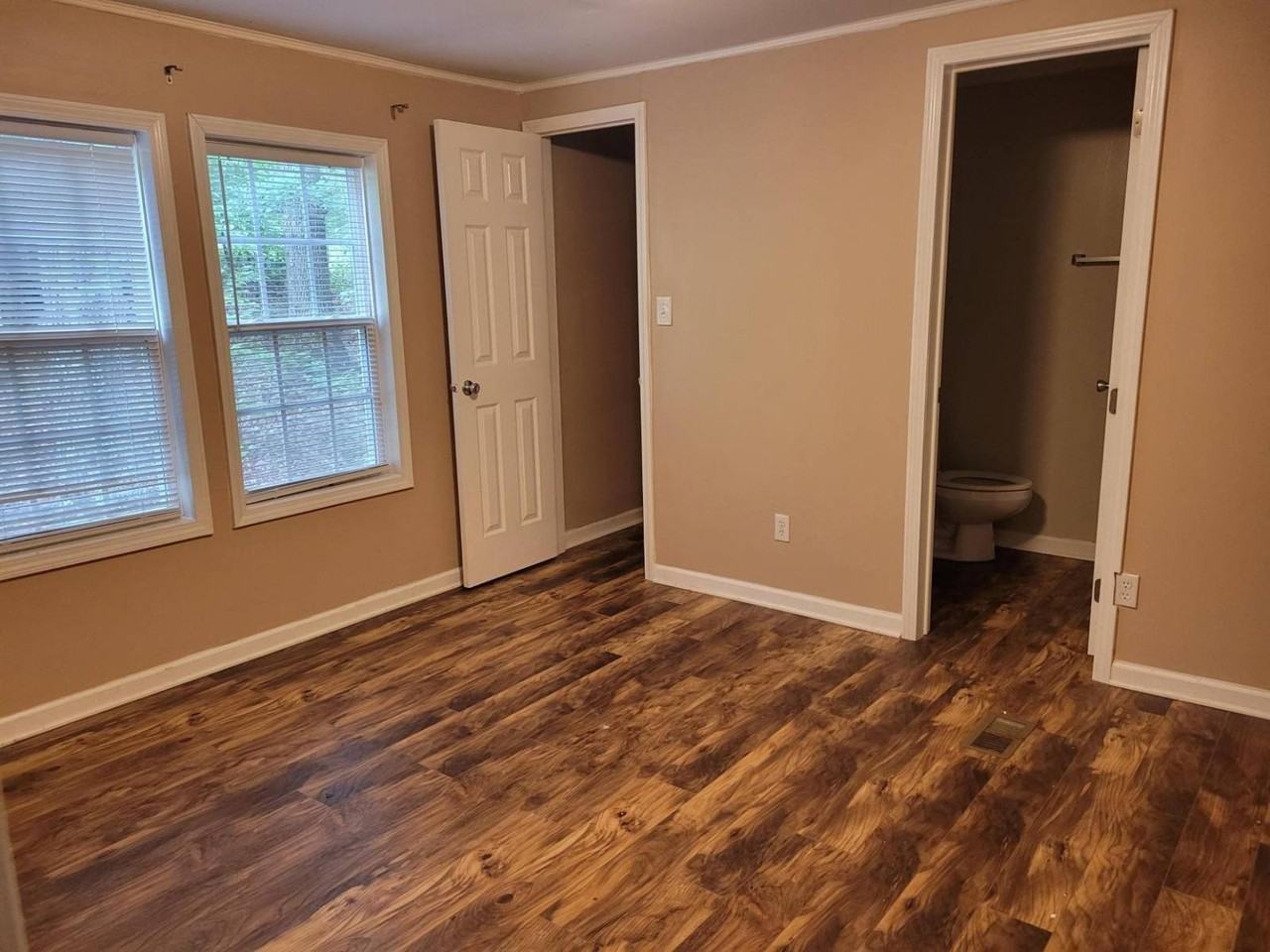 4079 Acorn Dr #18 - Photo 5 of 8