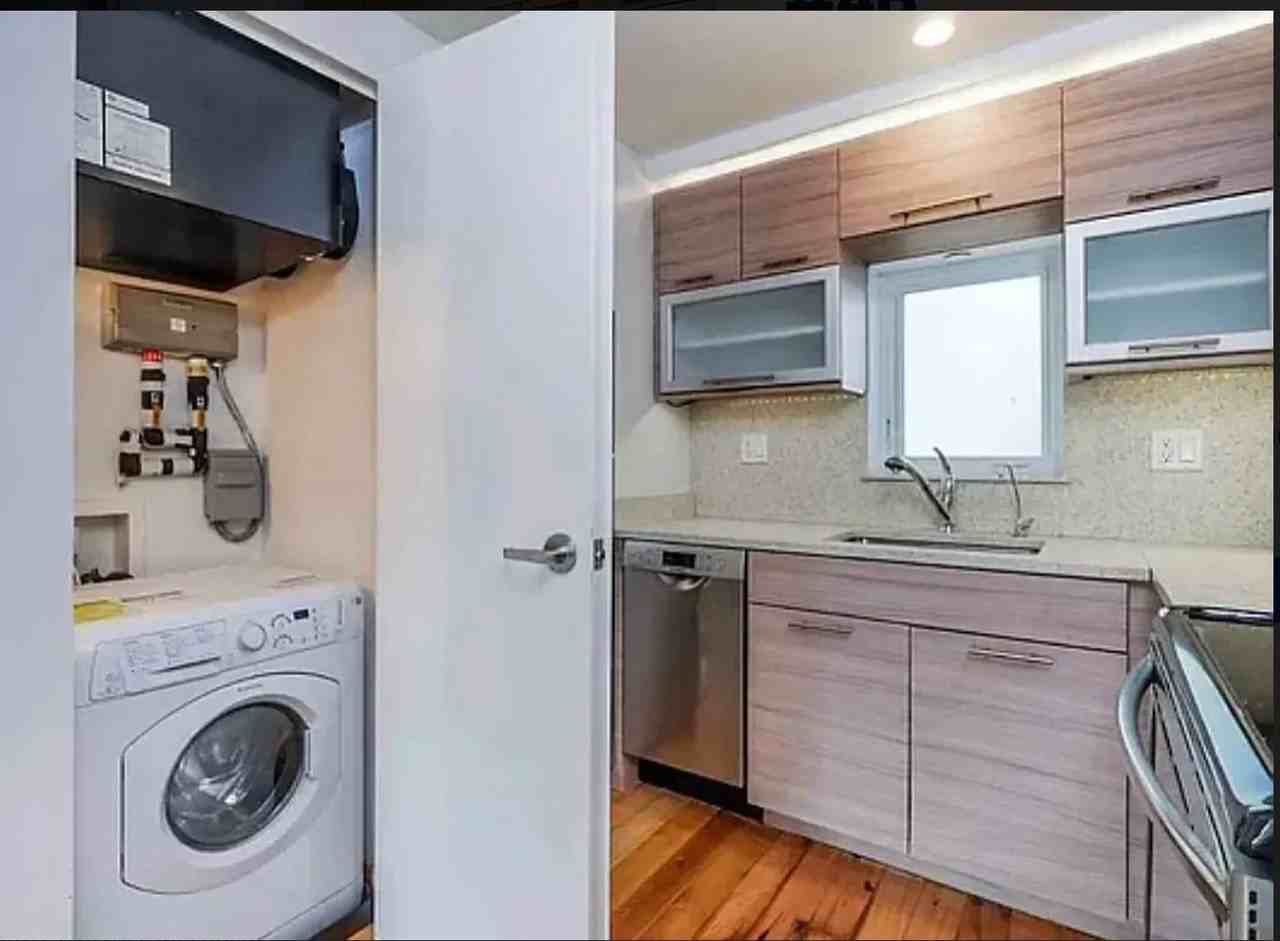 67 Brighton 1st Ln #4B - Photo 7 of 13