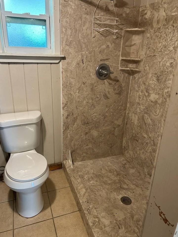 916 Lake Josephine Dr #1 - Photo 4 of 8