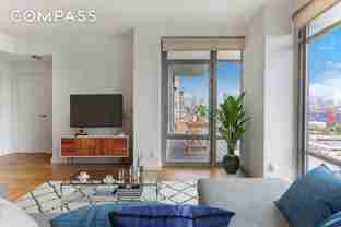 267 6th St #10E - Photo 1 of 1