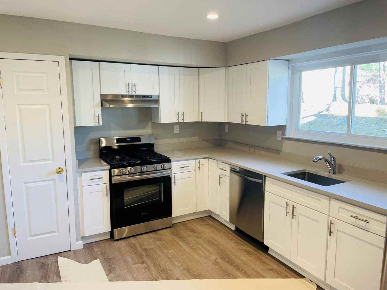 29 Gaffney St - Photo 3 of 8