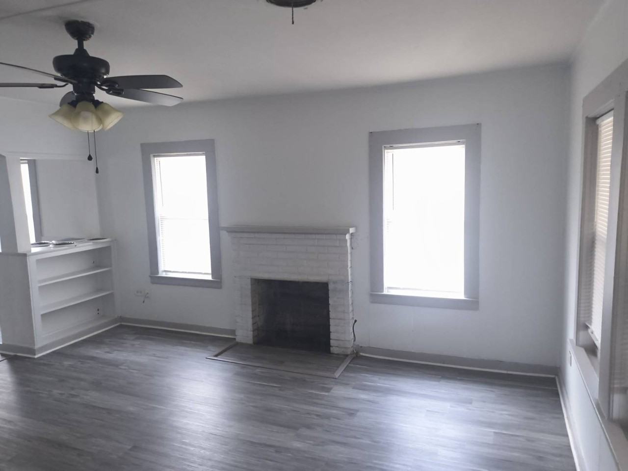 904 44th Ave E - Photo 3 of 12