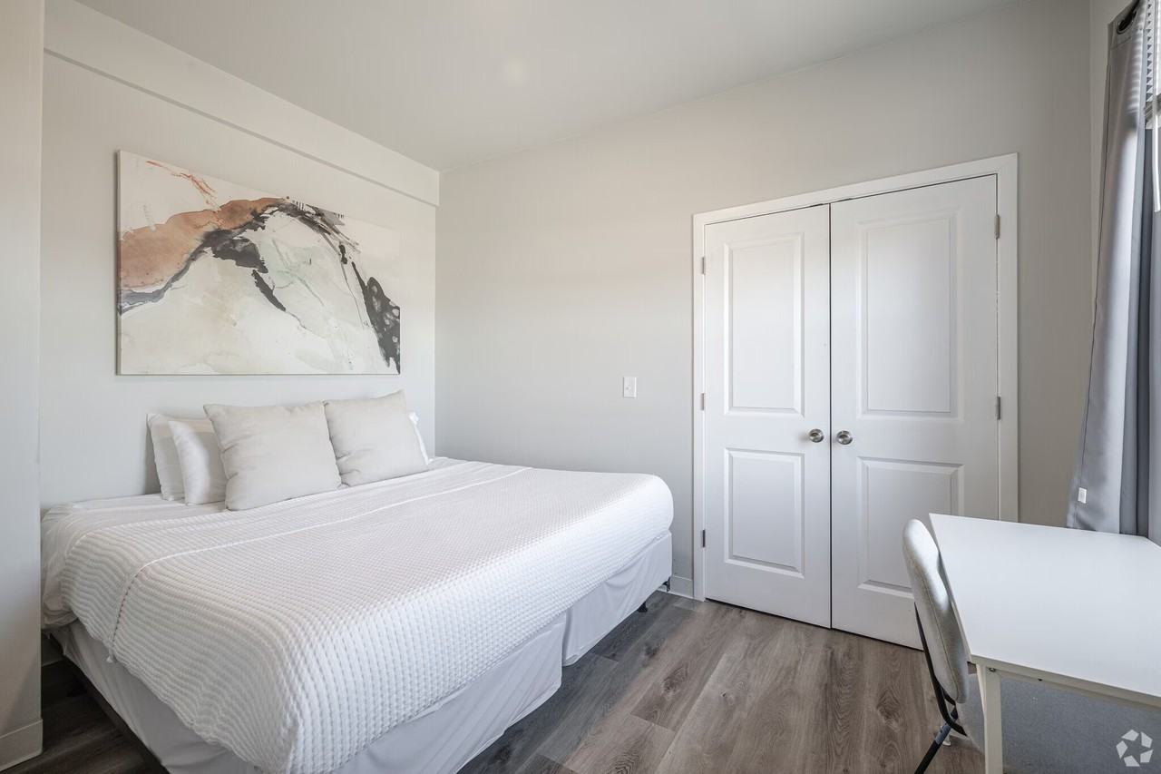 1800 W Bethune St #102 - Photo 7 of 48