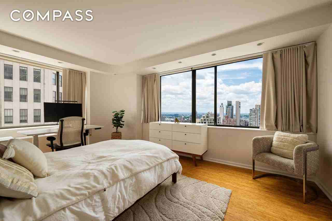 45 E 25th St #37B - Photo 4 of 8