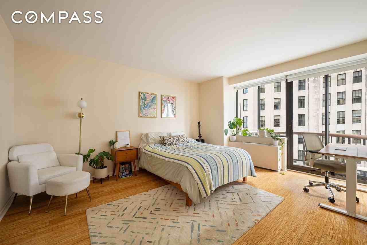 45 E 25th St #37B - Photo 5 of 8