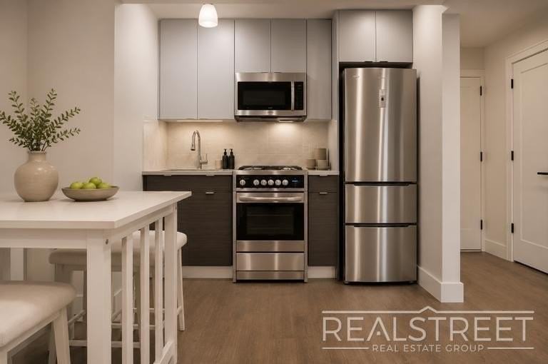 1337 Nostrand Ave #4E - Photo 2 of 5