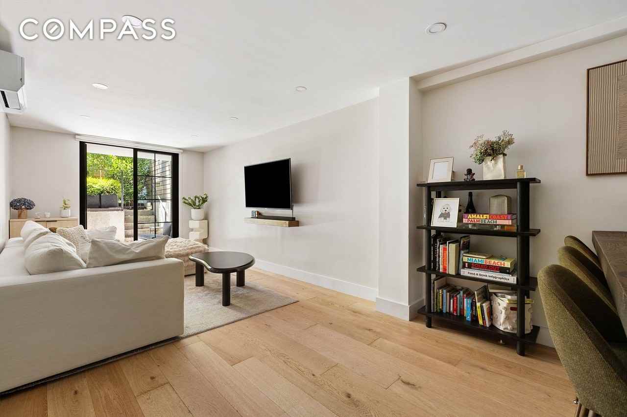 128 S 2nd St #1 - Photo 3 of 7