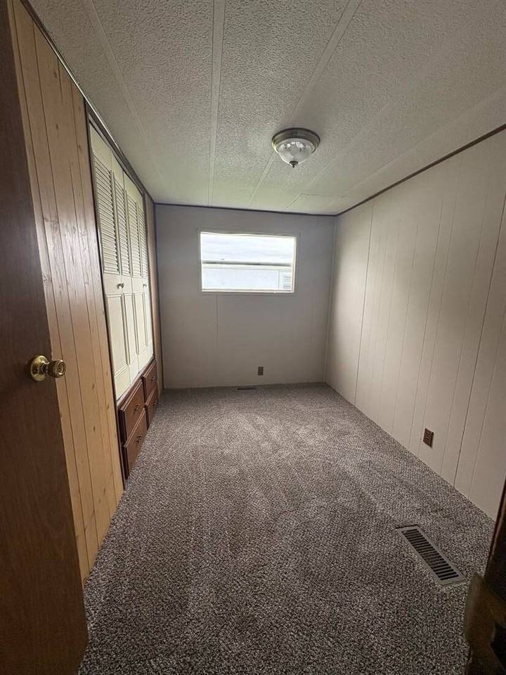 461 W Lytle St #125 - Photo 5 of 7