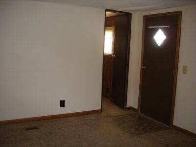 3012 Dennis Ct Ne - Photo 2 of 5