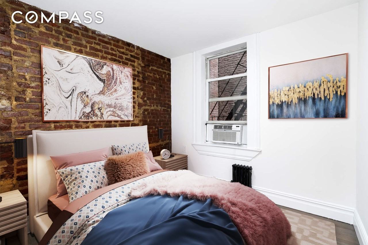 150 E 3rd St #3D - Photo 2 of 4