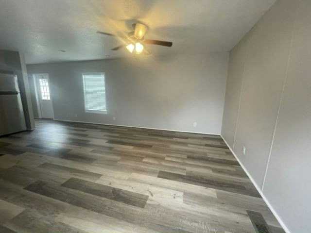 11514 Annette Ave #136 - Photo 3 of 17