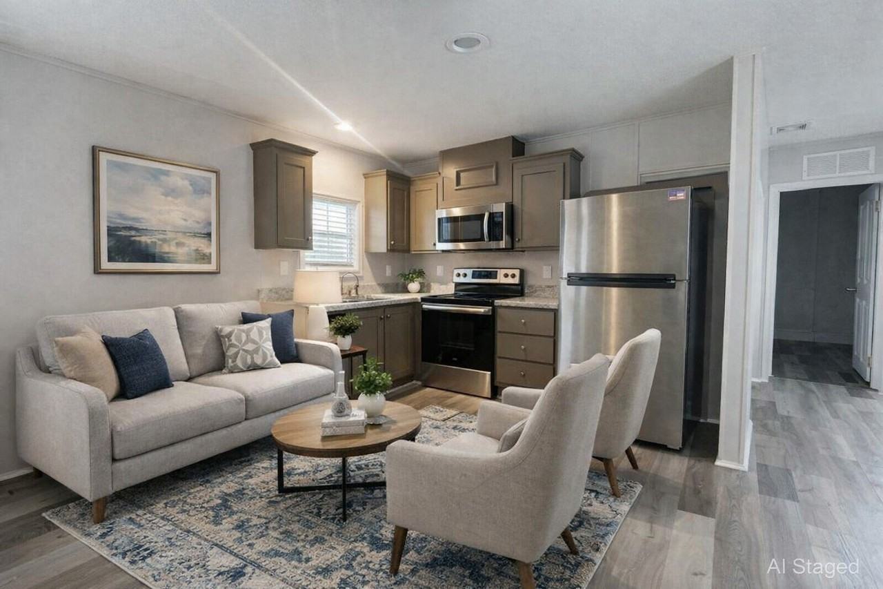 11514 Annette Ave #136 - Photo 4 of 17