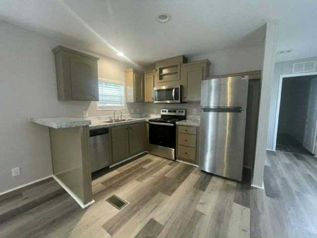 11514 Annette Ave #136 - Photo 5 of 17