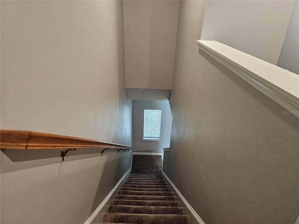 10548 Salt Grove St - Photo 6 of 22