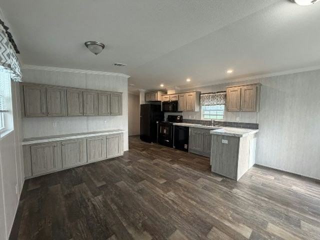 1668 Coldwell St #62 - Photo 3 of 8