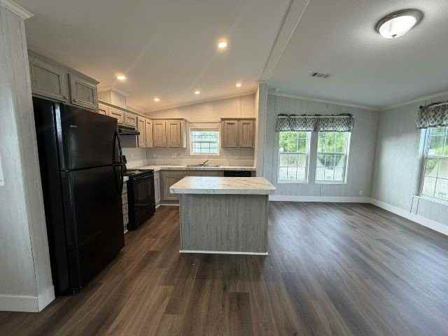 1531 Semon Dr #16 - Photo 3 of 7
