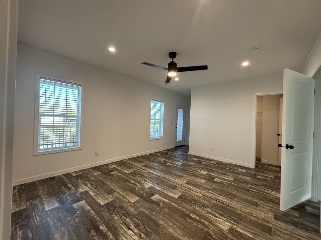 5647 Blue Harbor Dr #0335 - Photo 7 of 20