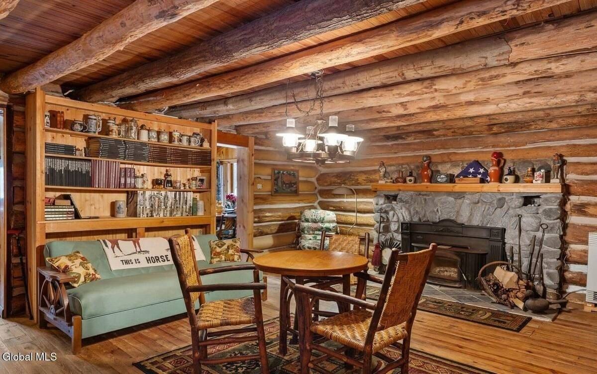 33 Chuckwagon Trl - Photo 7 of 41