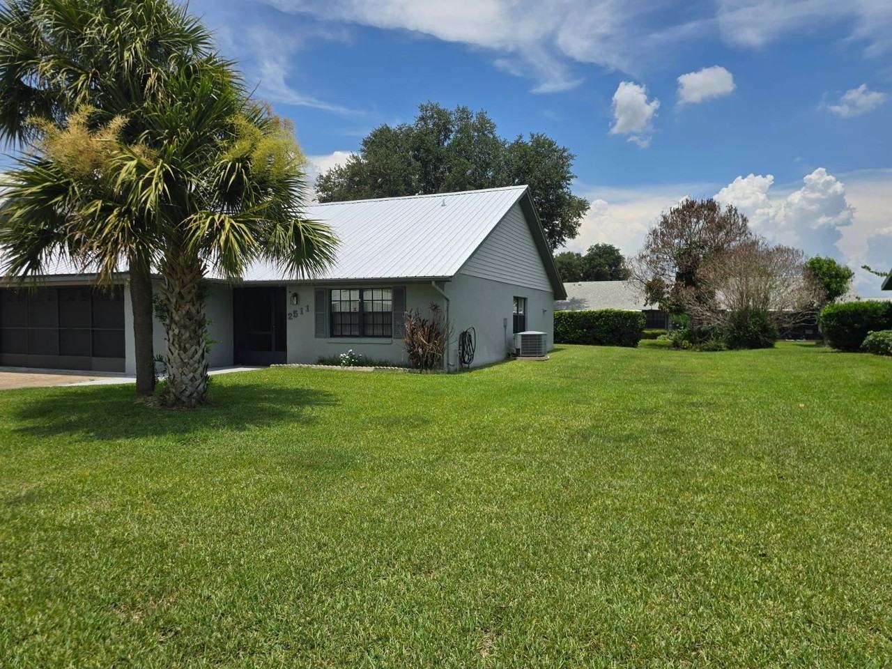 2511 N Orangewood St - Photo 2 of 22
