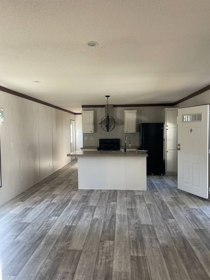1839 Blue Ridge Dr - Photo 6 of 14