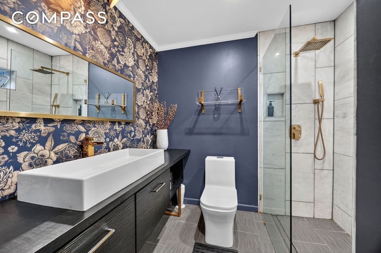 689 Macon St #1 - Photo 5 of 8