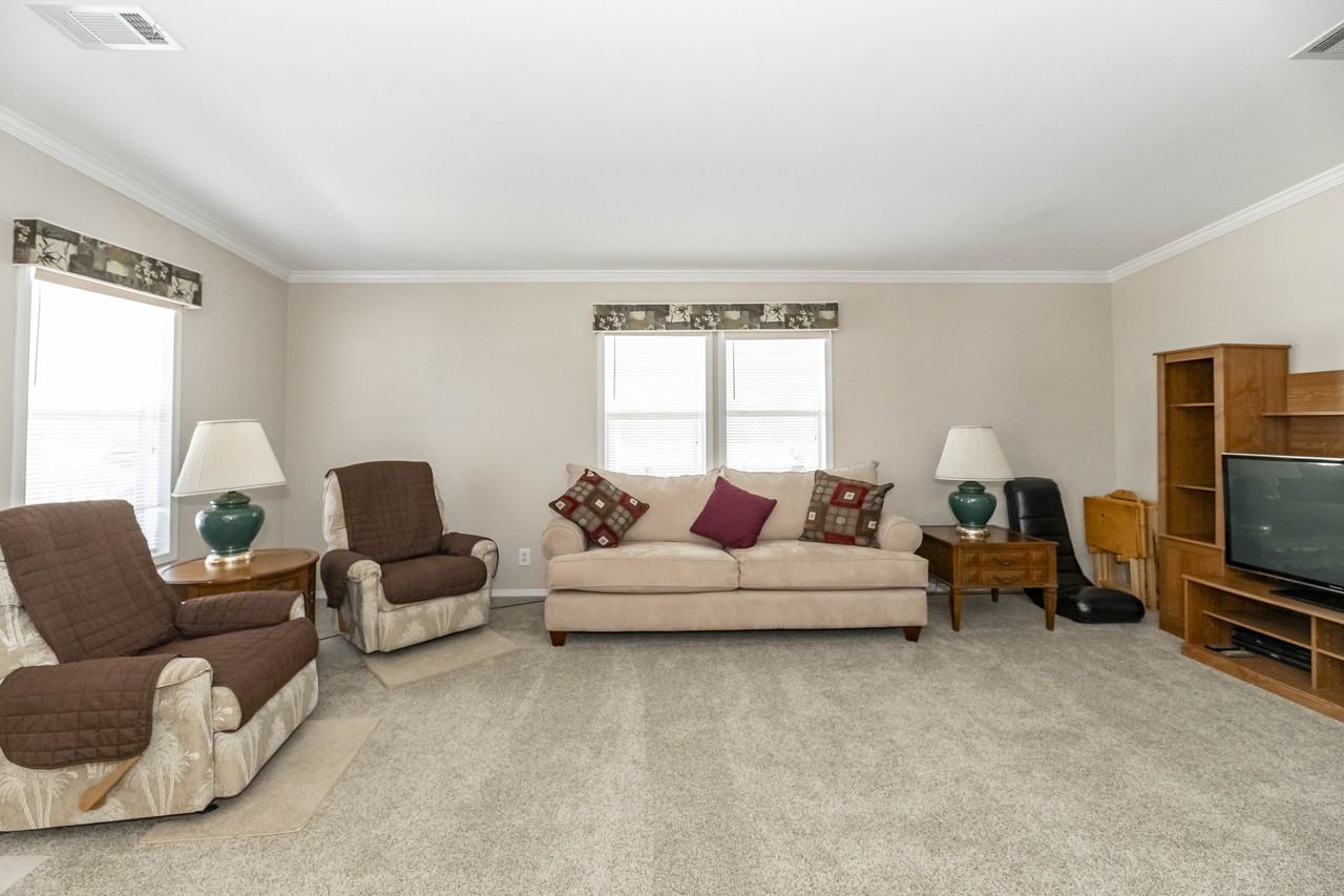 2361 Peavine Cir #1022 - Photo 3 of 18