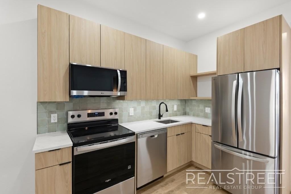 1405 Greene Ave #2 - Photo 4 of 17