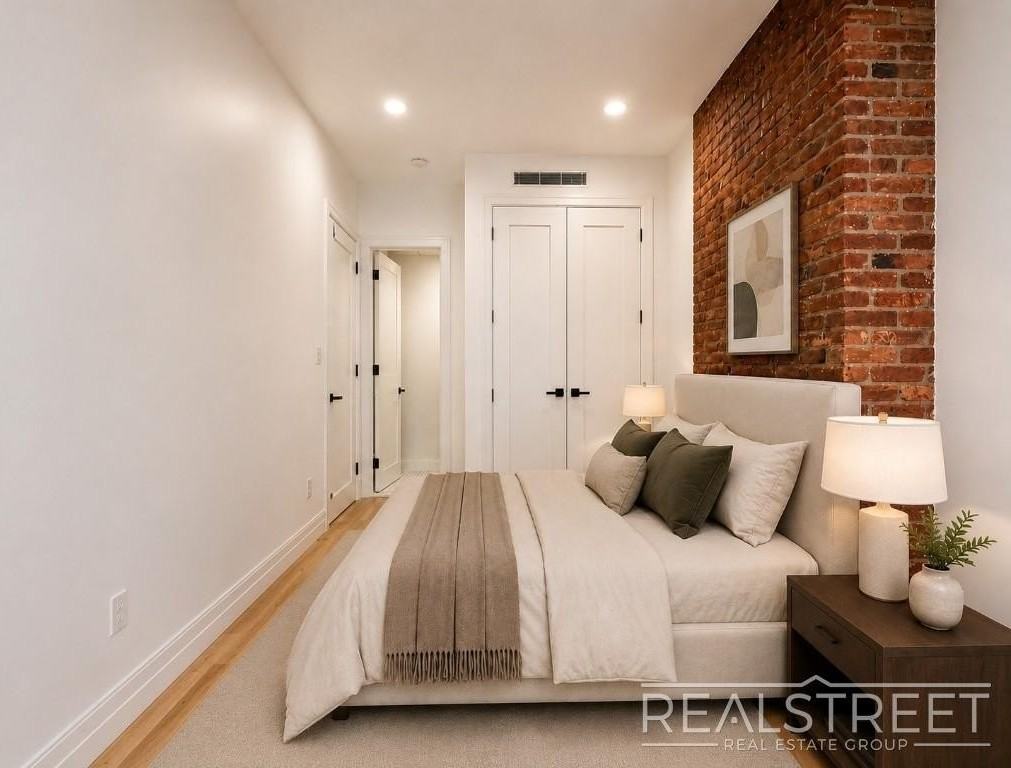1405 Greene Ave #2 - Photo 6 of 17
