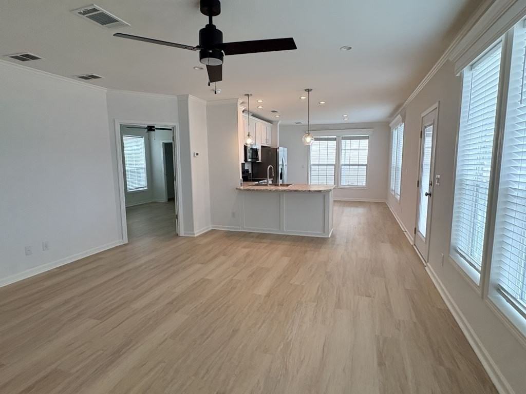 1646 Voyager Dr #392 - Photo 5 of 20