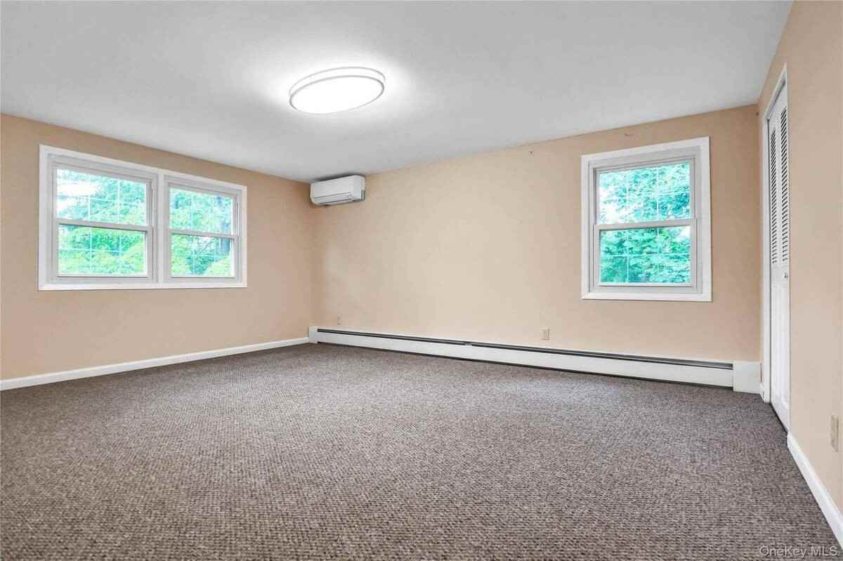 40 Seabrook Ln - Photo 7 of 14