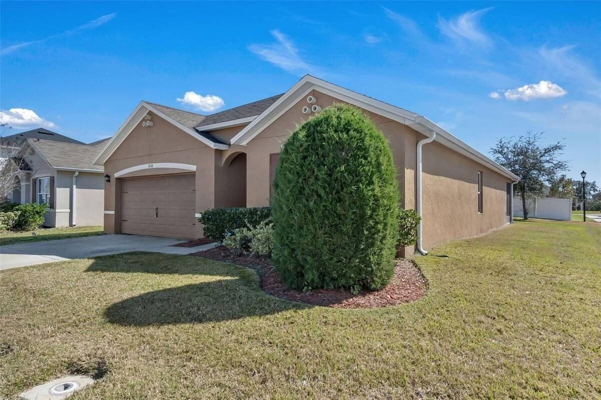 1828 Partin Terrace Rd - Photo 2 of 35