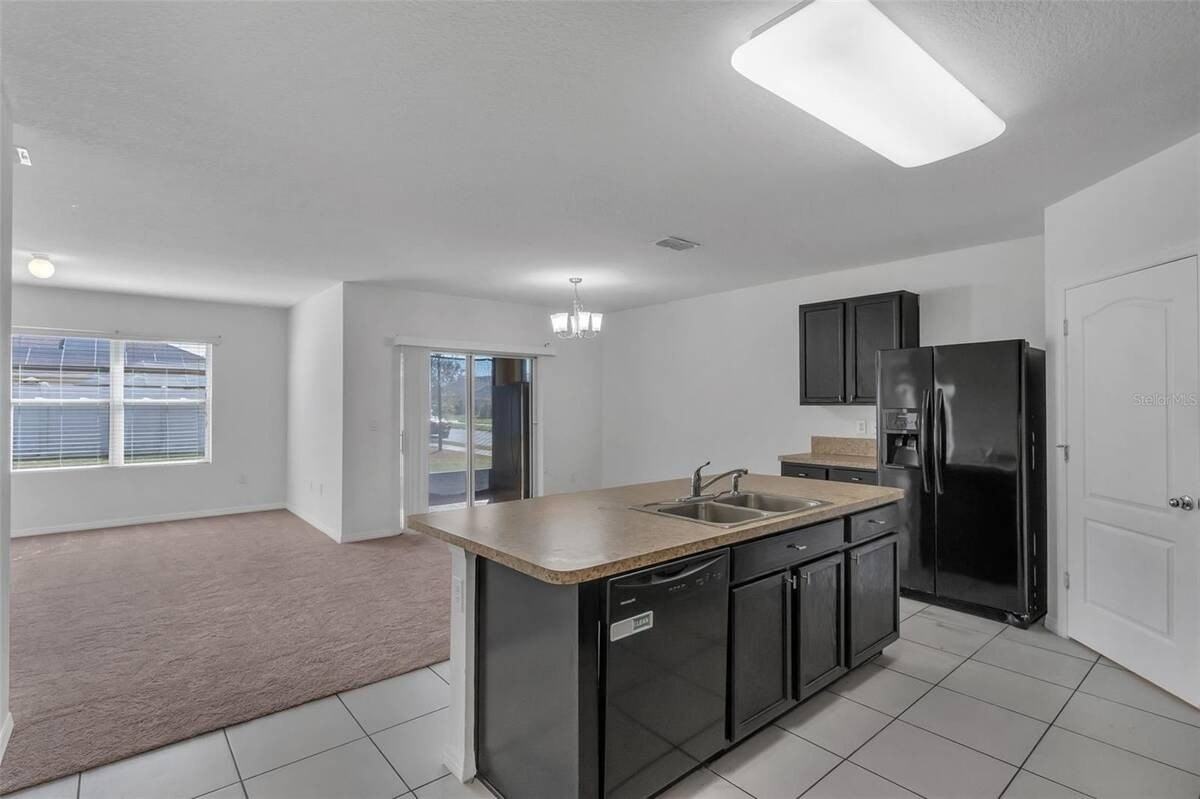 1828 Partin Terrace Rd - Photo 7 of 35
