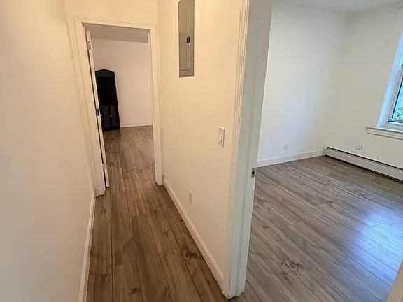 2571 W 16th St #2ndFL - Photo 4 of 8