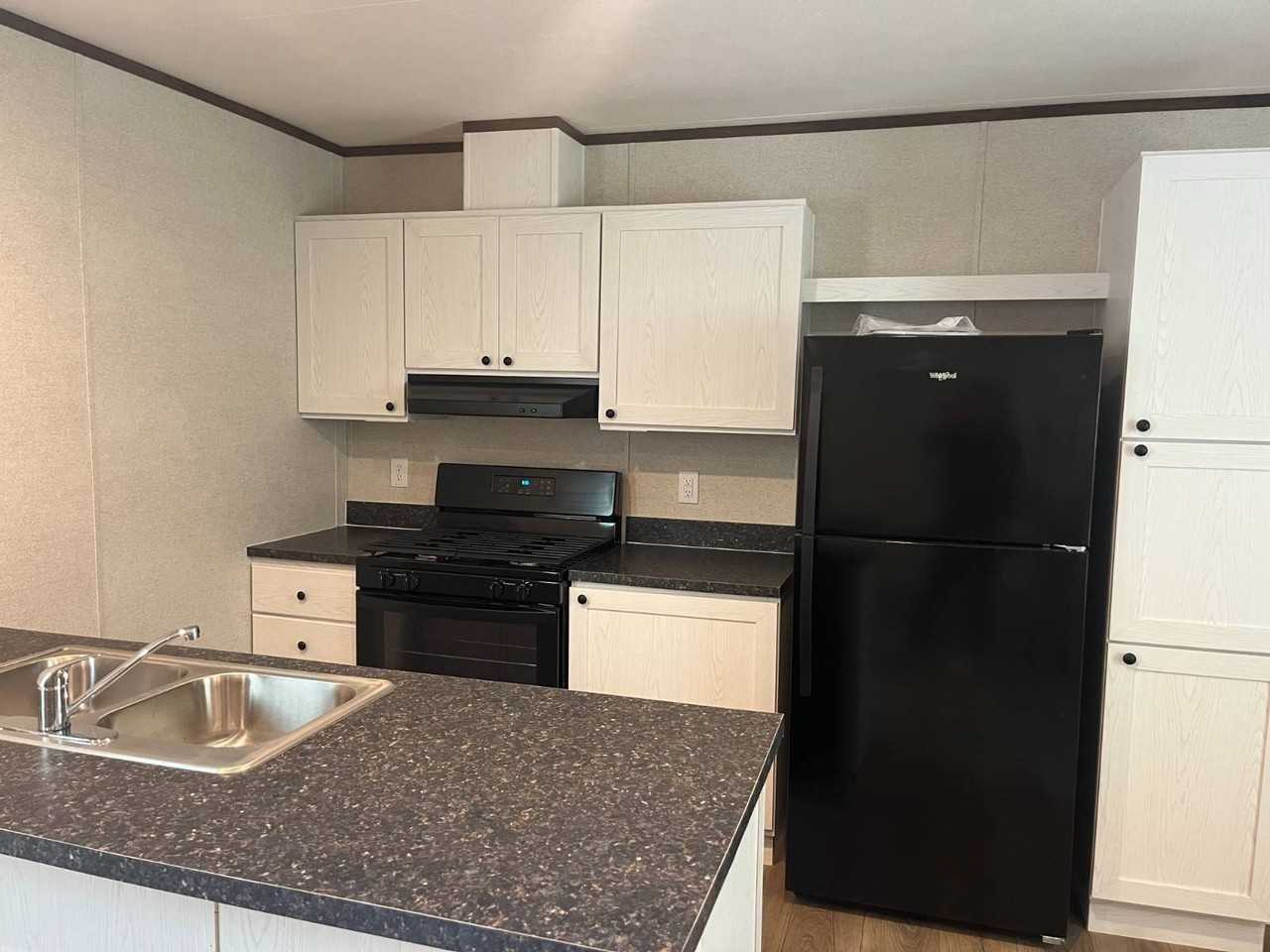 1085 Spring Bay Rd #12R - Photo 3 of 8