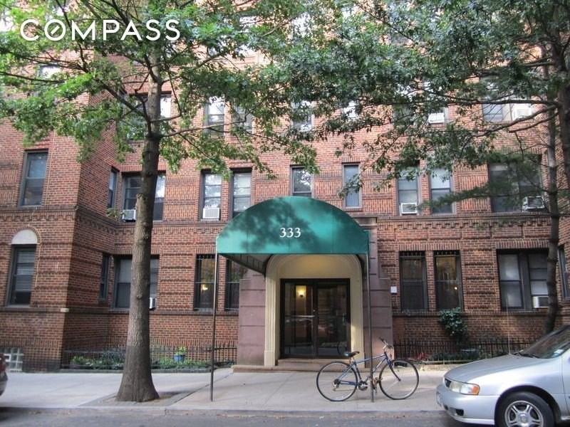 333 4th St #4E - Photo 5 of 5
