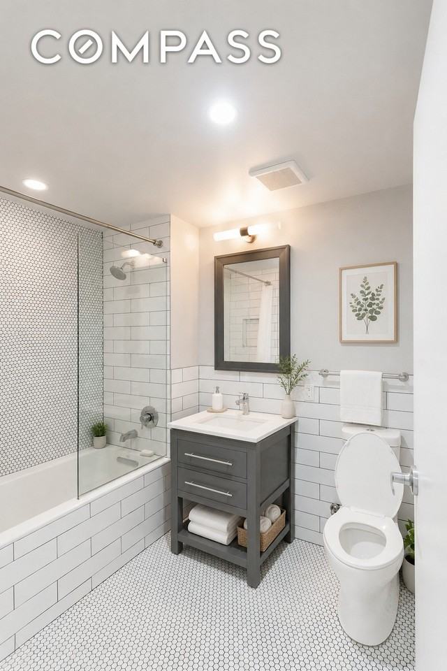 4705 5th St #303 - Photo 5 of 10
