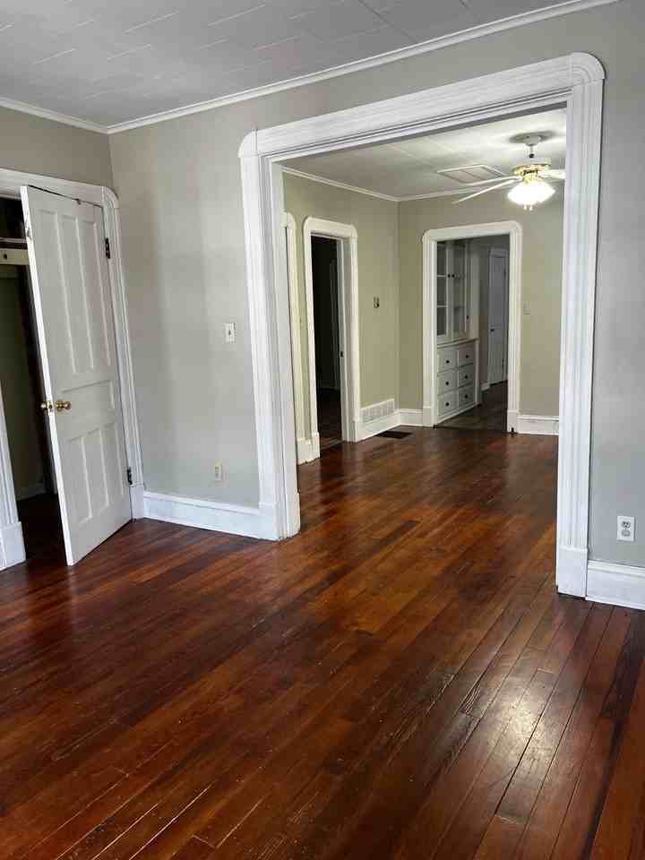 232 Park Pl - Photo 5 of 12